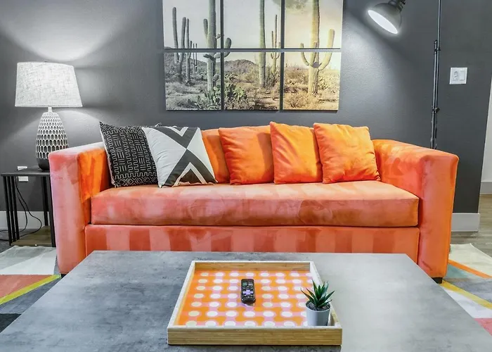 Kasa North Phoenix Apartment
